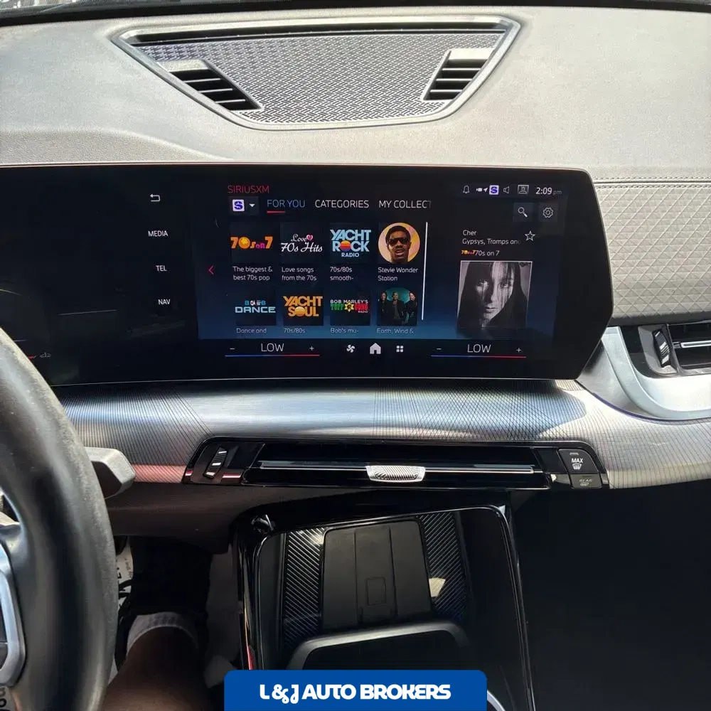 2024 BMW X2 M35i