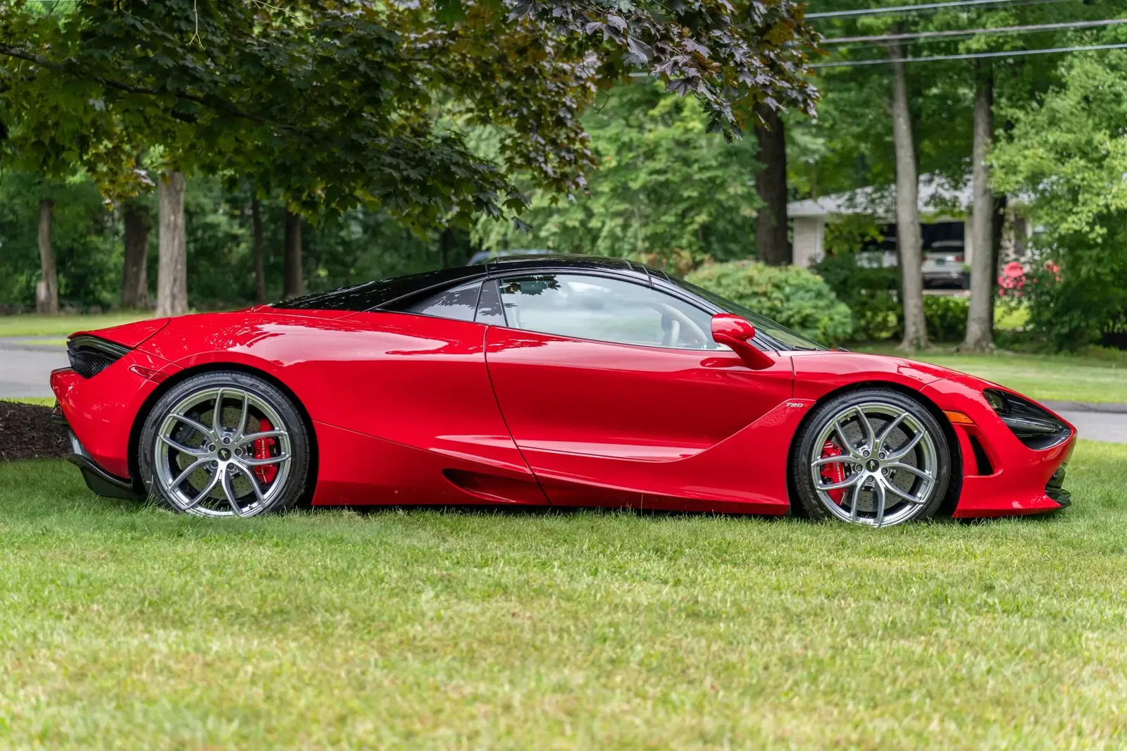 2,900-Mile 2020 McLaren 720S Spider
