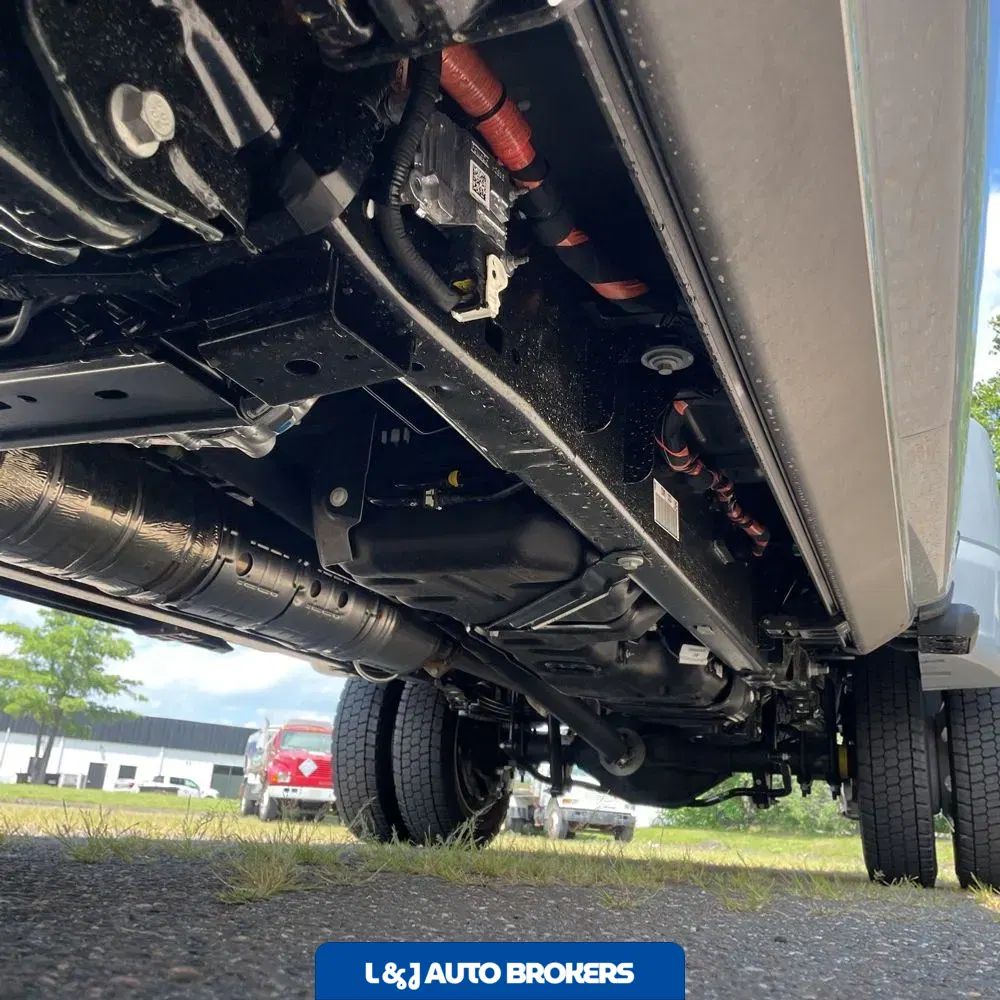 2025 Ford F-450 Super Duty Platinum