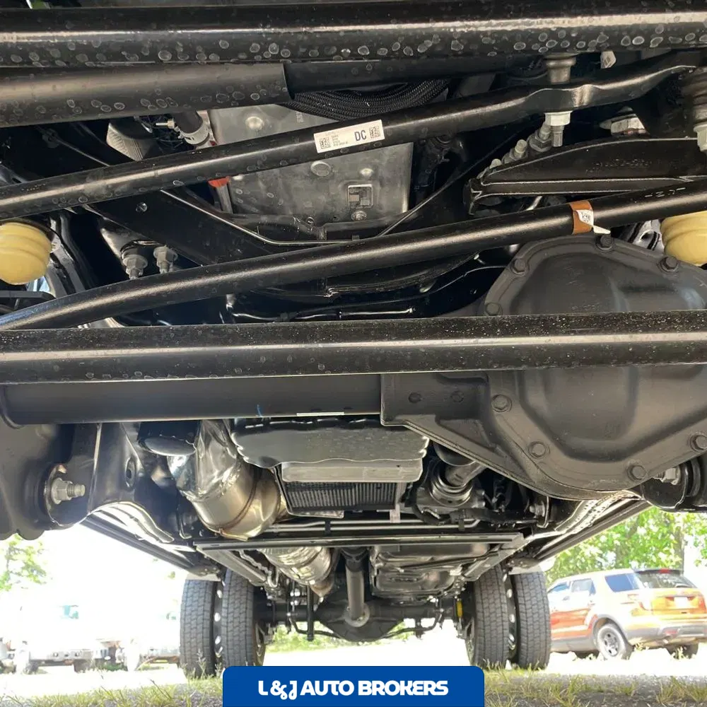 2025 Ford F-450 Super Duty Platinum