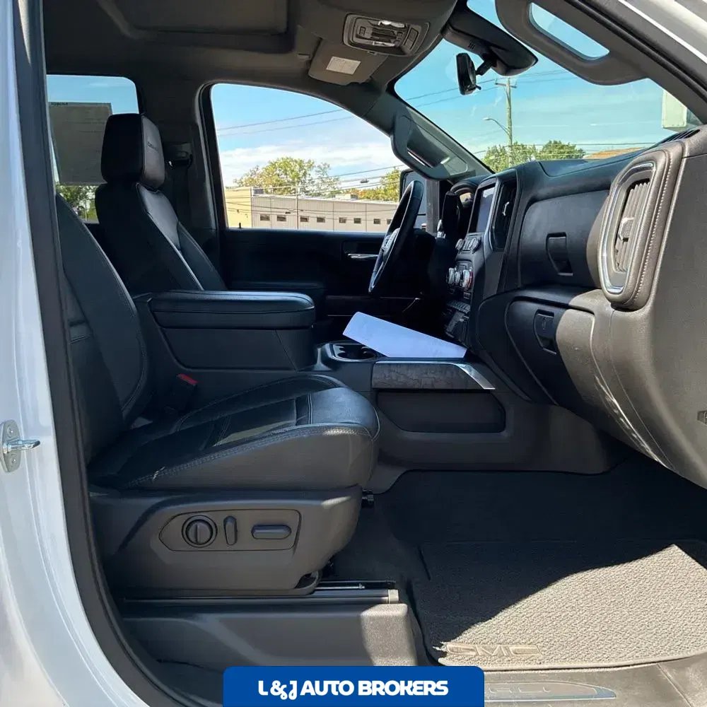 2023 GMC Sierra 3500HD Denali