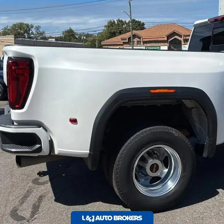 2023 GMC Sierra 3500HD Denali