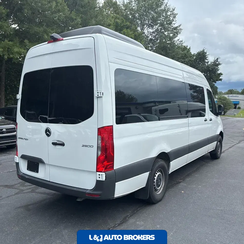 2025 Mercedes-Benz Sprinter 2500