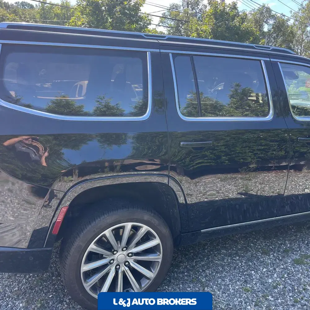 2022 Jeep Grand Wagoneer Series II