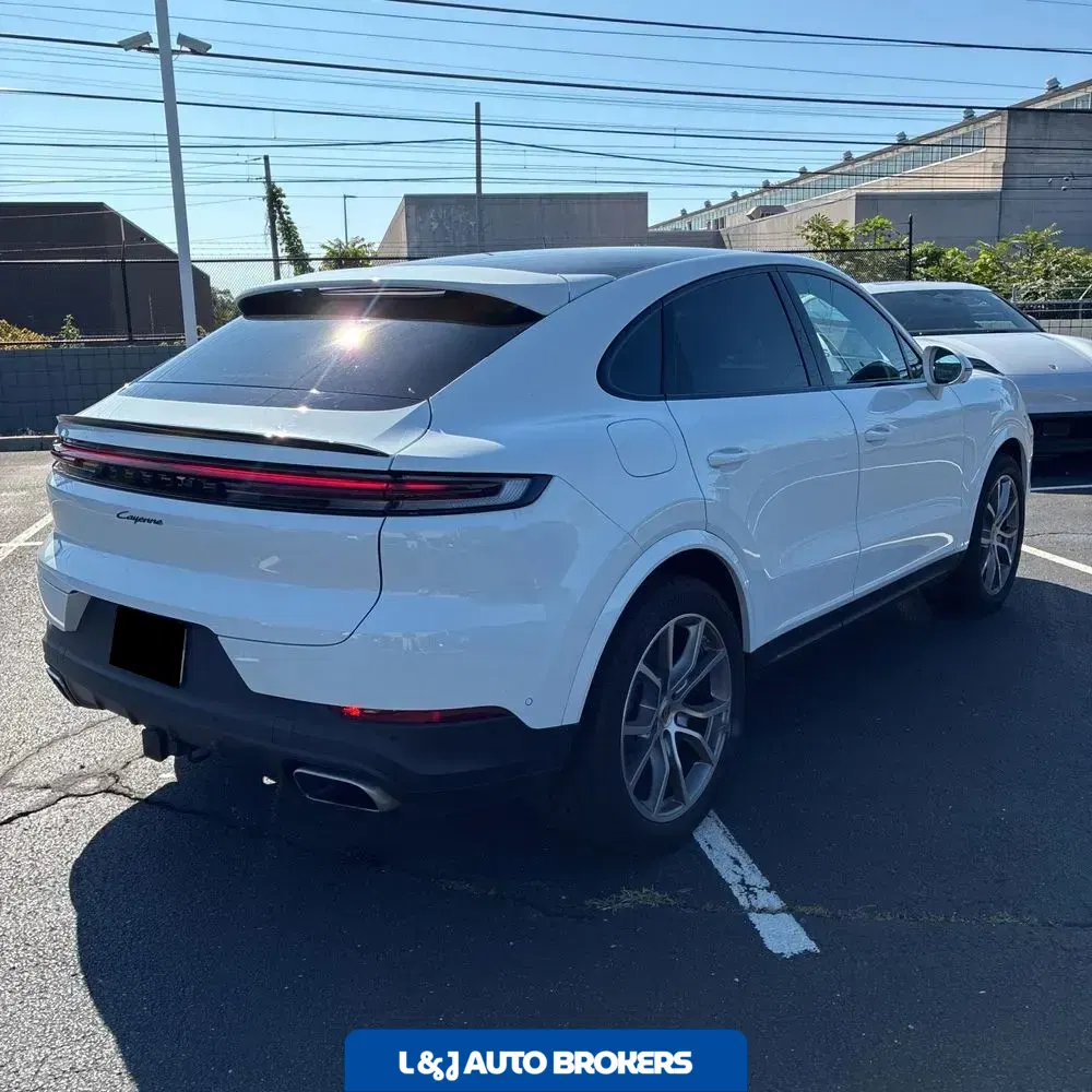 2024 Porsche Cayenne Coupe