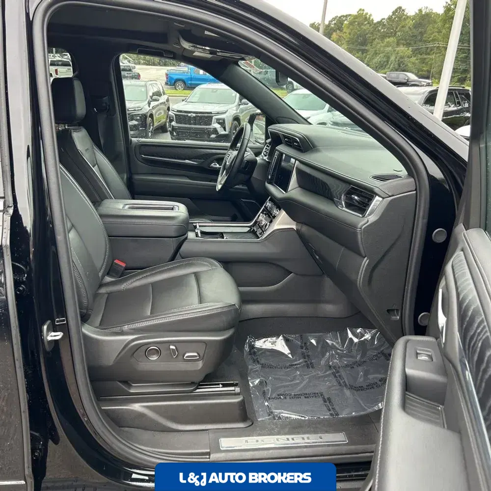 2024 GMC Yukon XL Denali