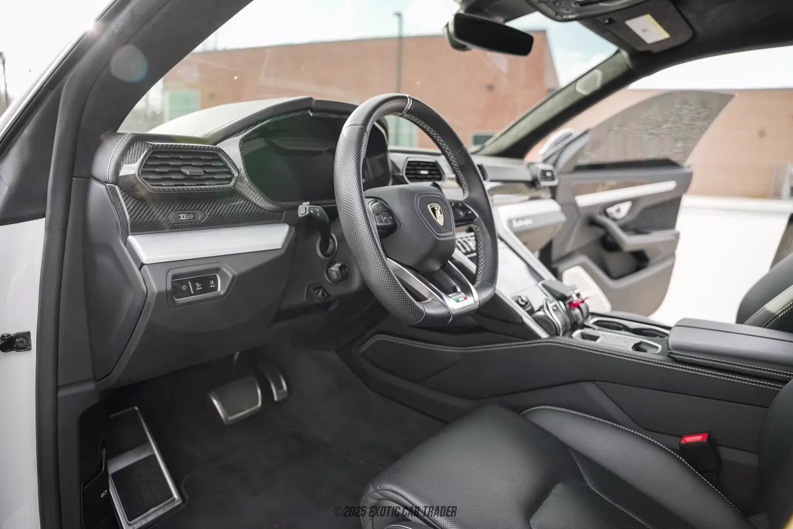 2020 Lamborghini Urus