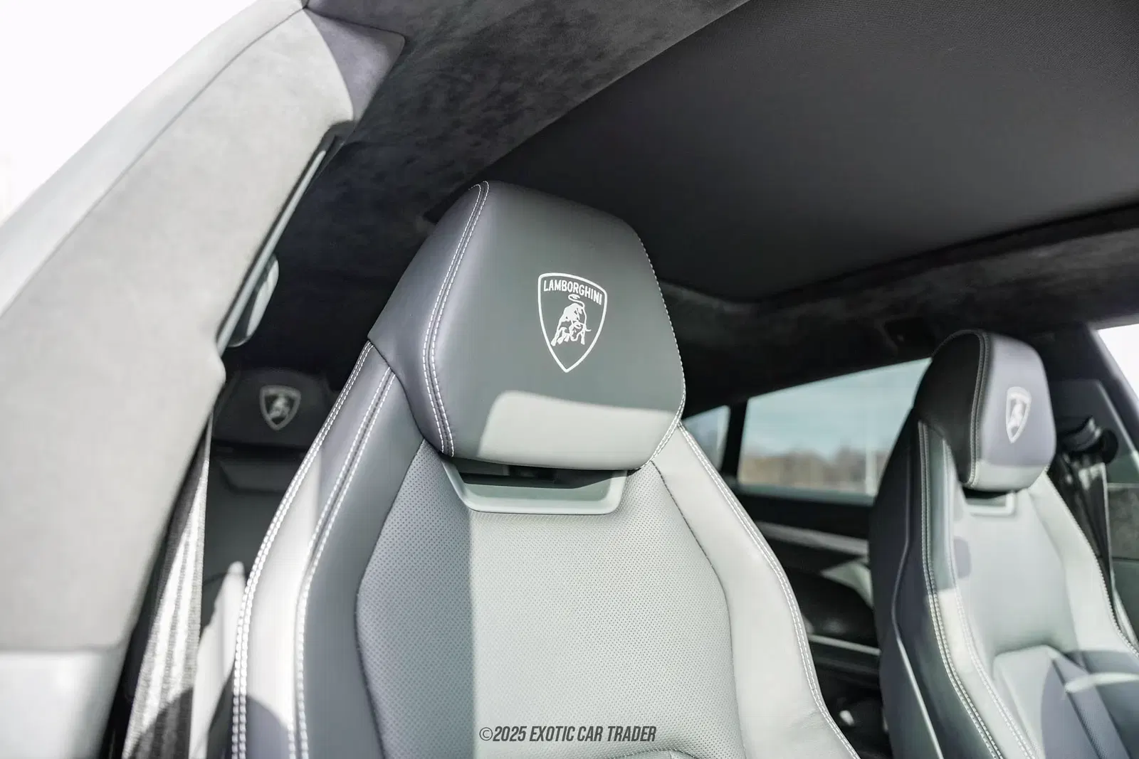 2020 Lamborghini Urus