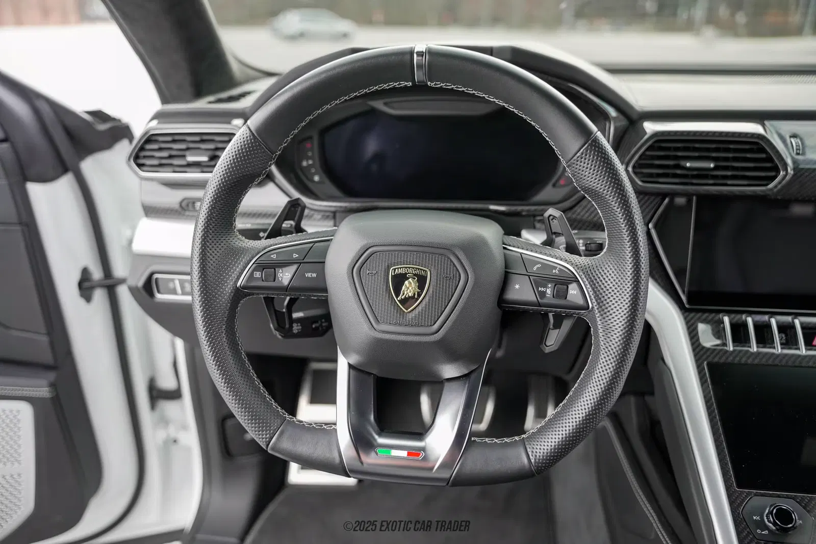 2020 Lamborghini Urus