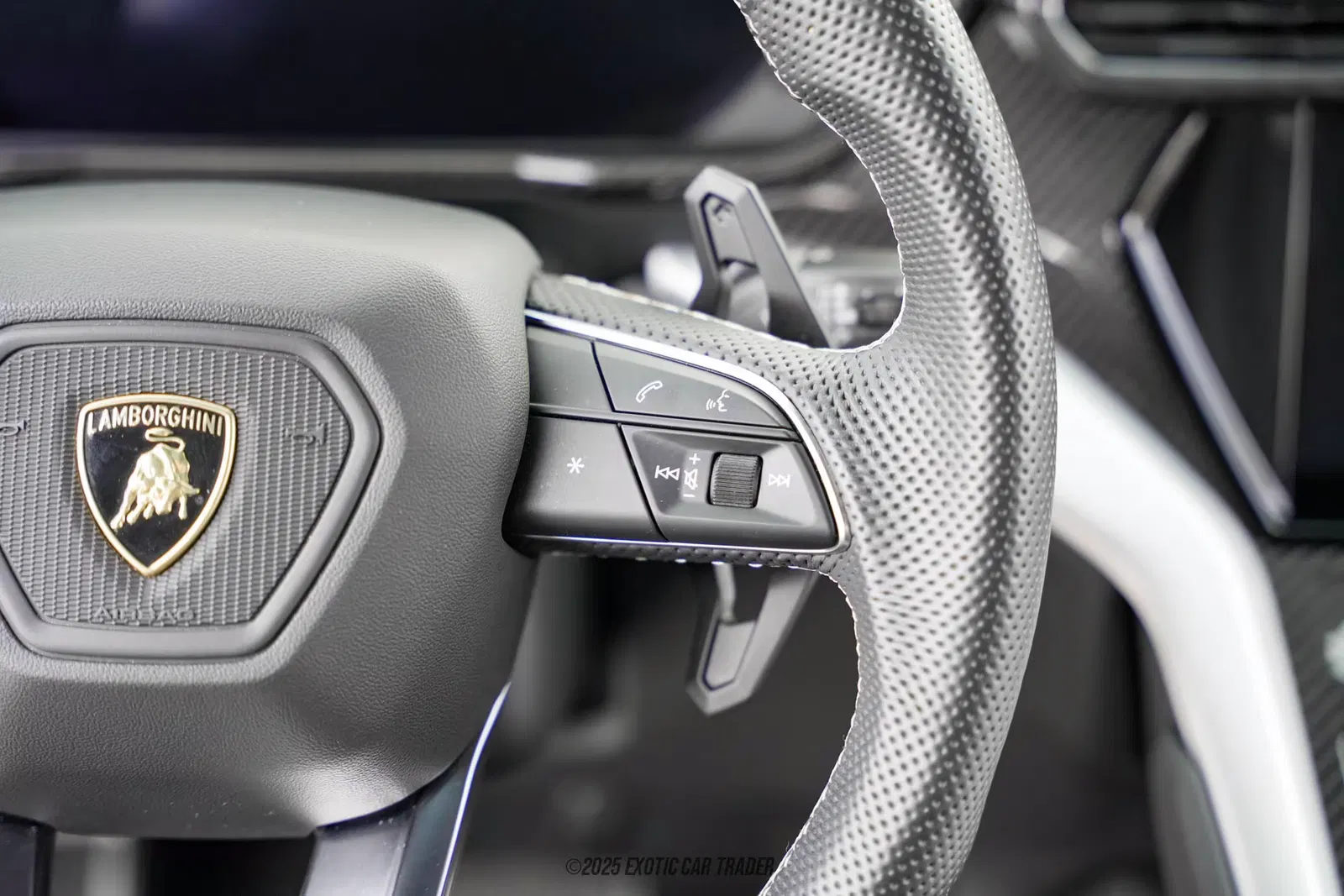 2020 Lamborghini Urus