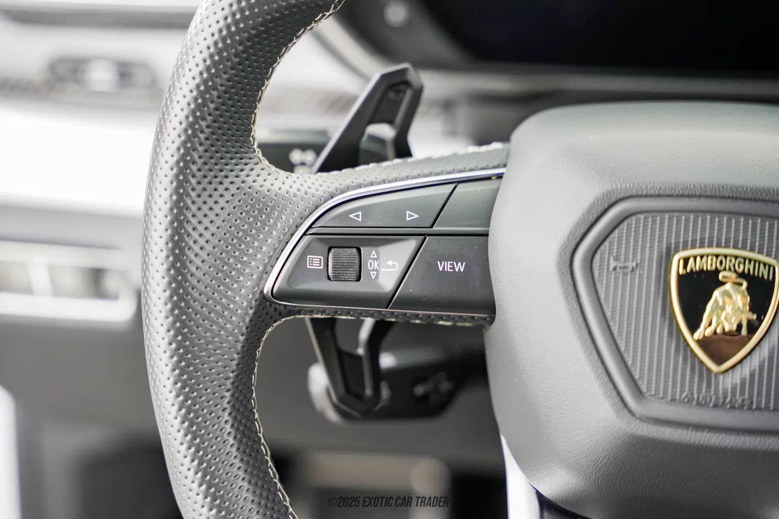 2020 Lamborghini Urus
