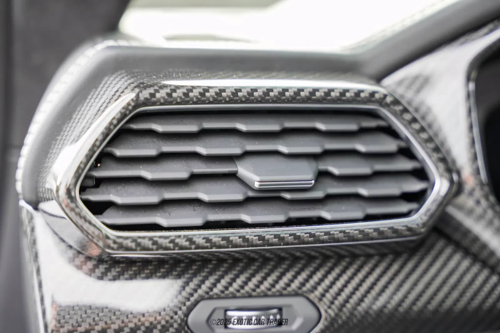 2020 Lamborghini Urus