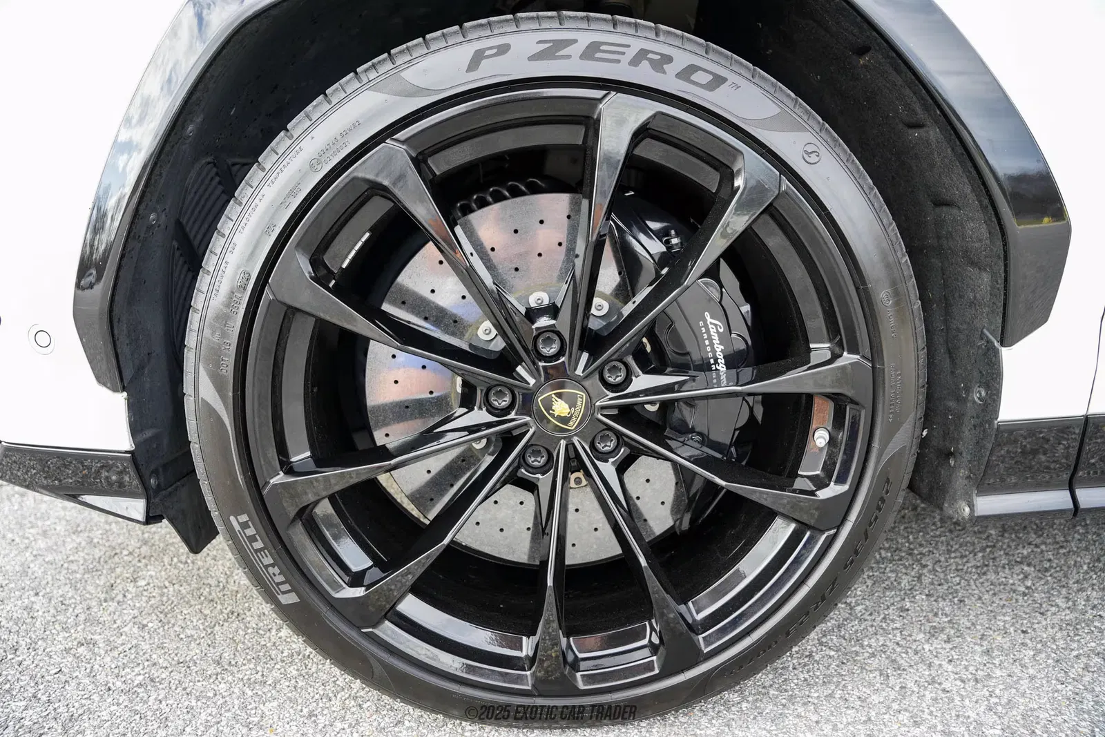 2020 Lamborghini Urus
