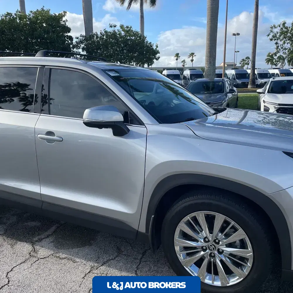2024 Toyota Grand Highlander Platinum