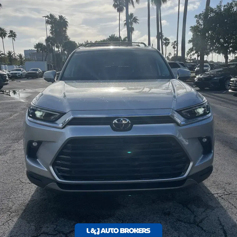 2024 Toyota Grand Highlander Platinum