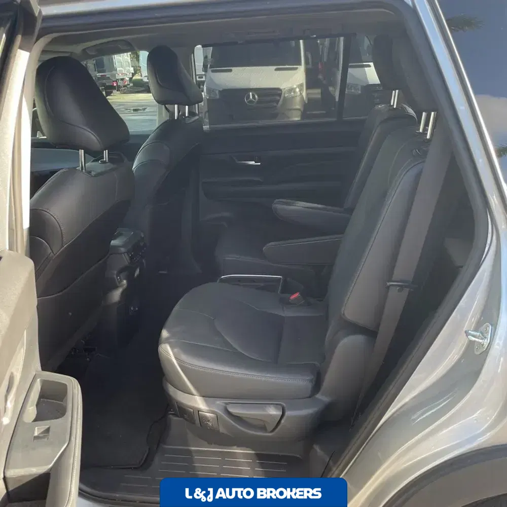 2024 Toyota Grand Highlander Platinum