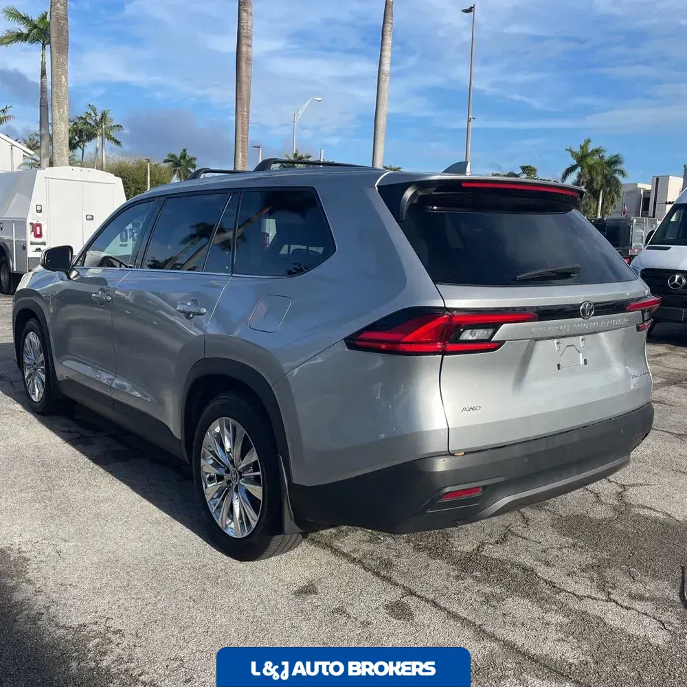 2024 Toyota Grand Highlander Platinum