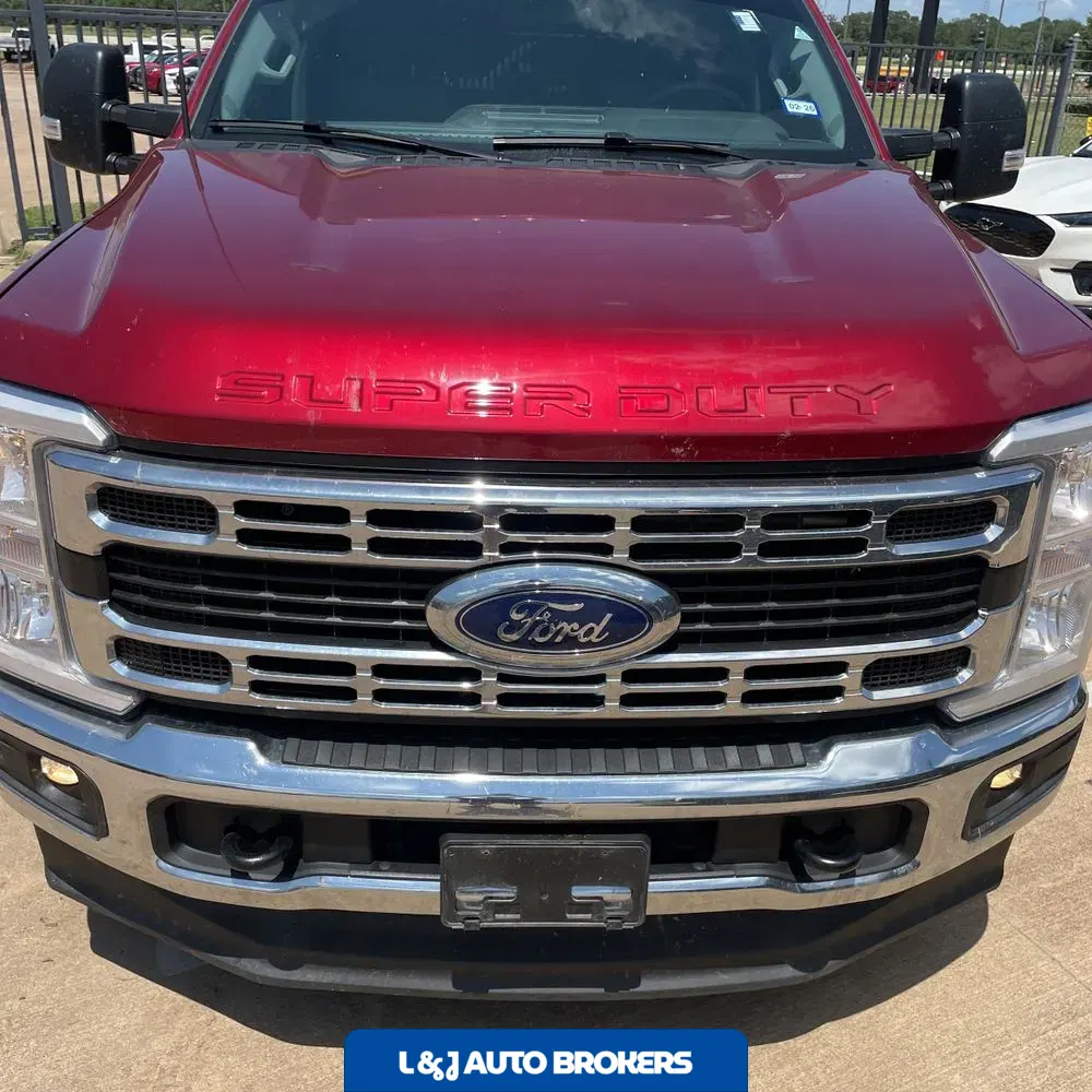 2025 Ford F-350 Super Duty XLT