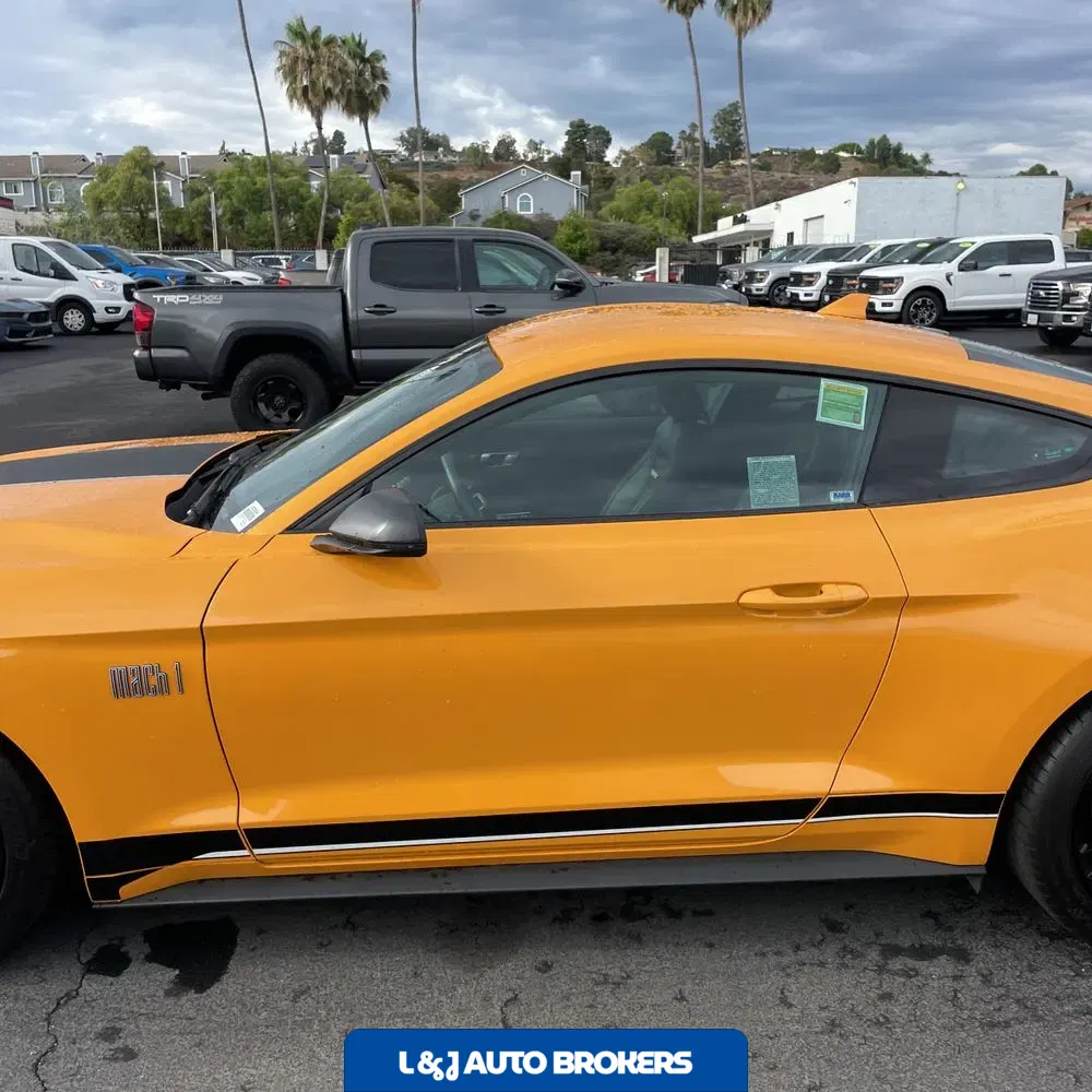 2022 Ford Mustang Mach 1