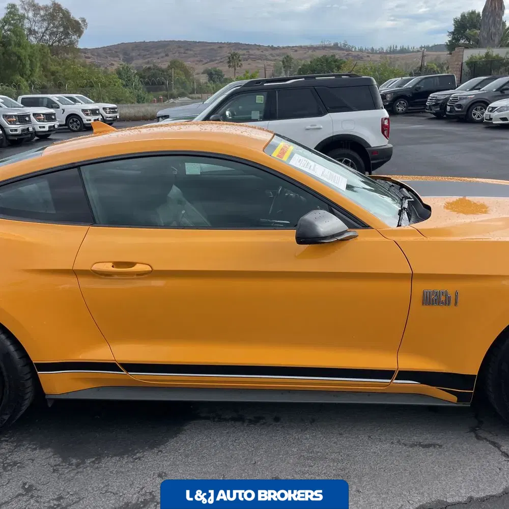 2022 Ford Mustang Mach 1