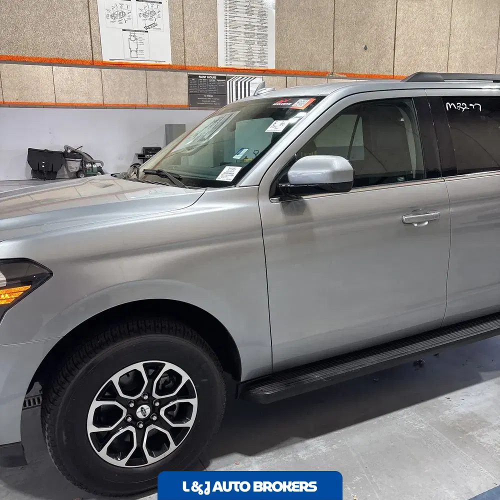 2024 Ford Expedition XLT