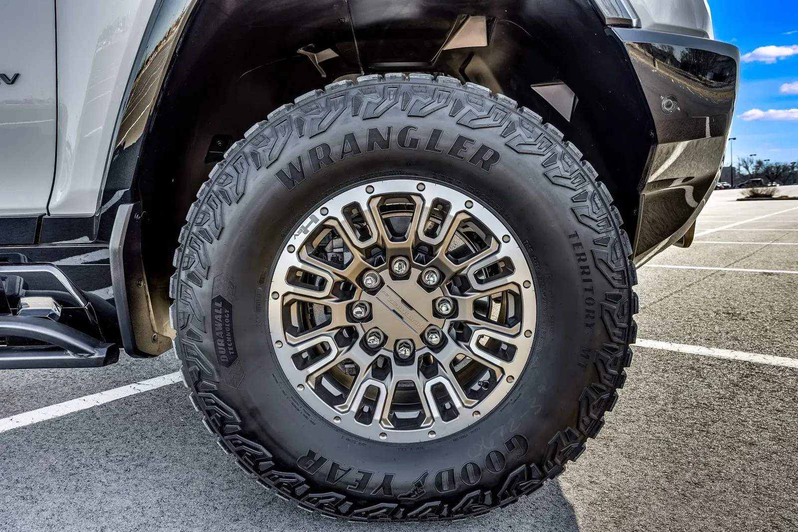 2022 GMC Hummer EV Pickup Edition 1