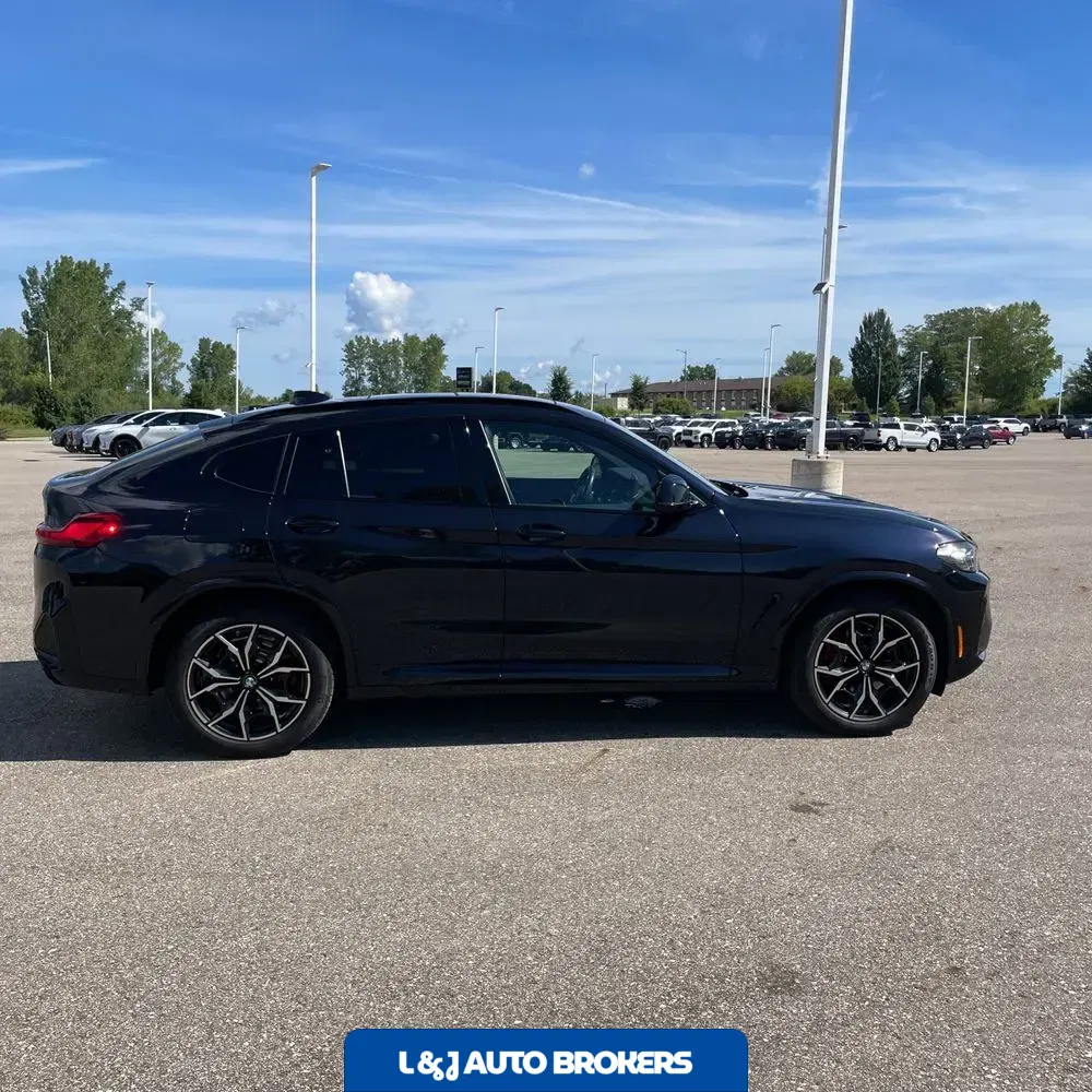 2024 BMW X4 M40i