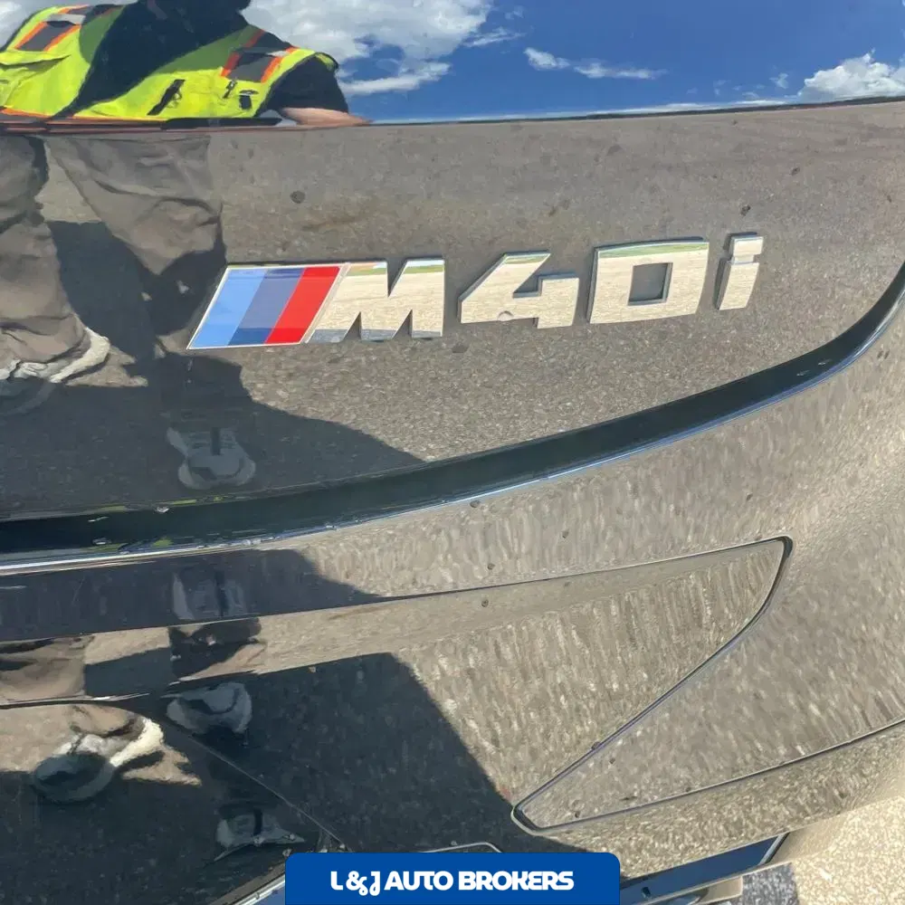 2024 BMW X4 M40i