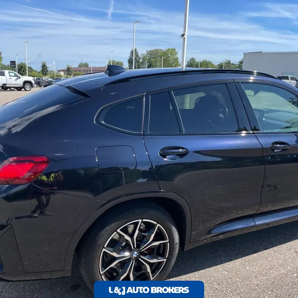 2024 BMW X4 M40i