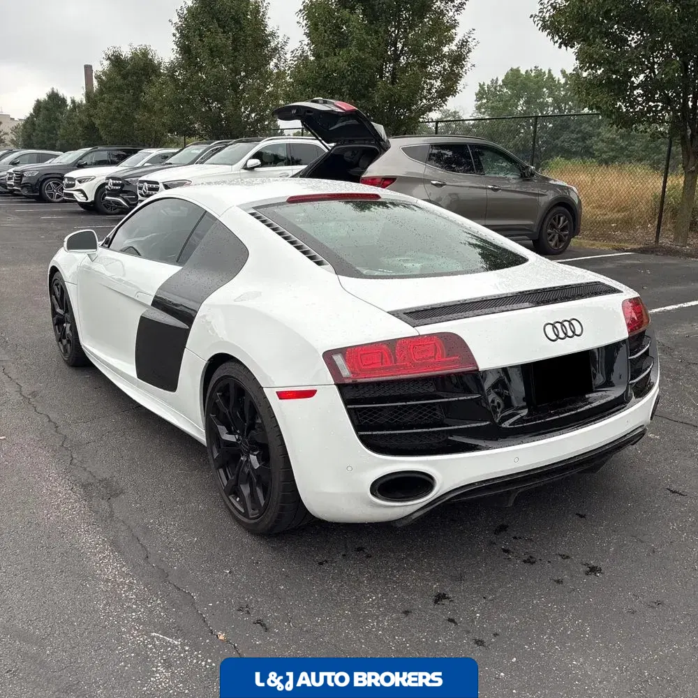 2011 Audi R8 5.2