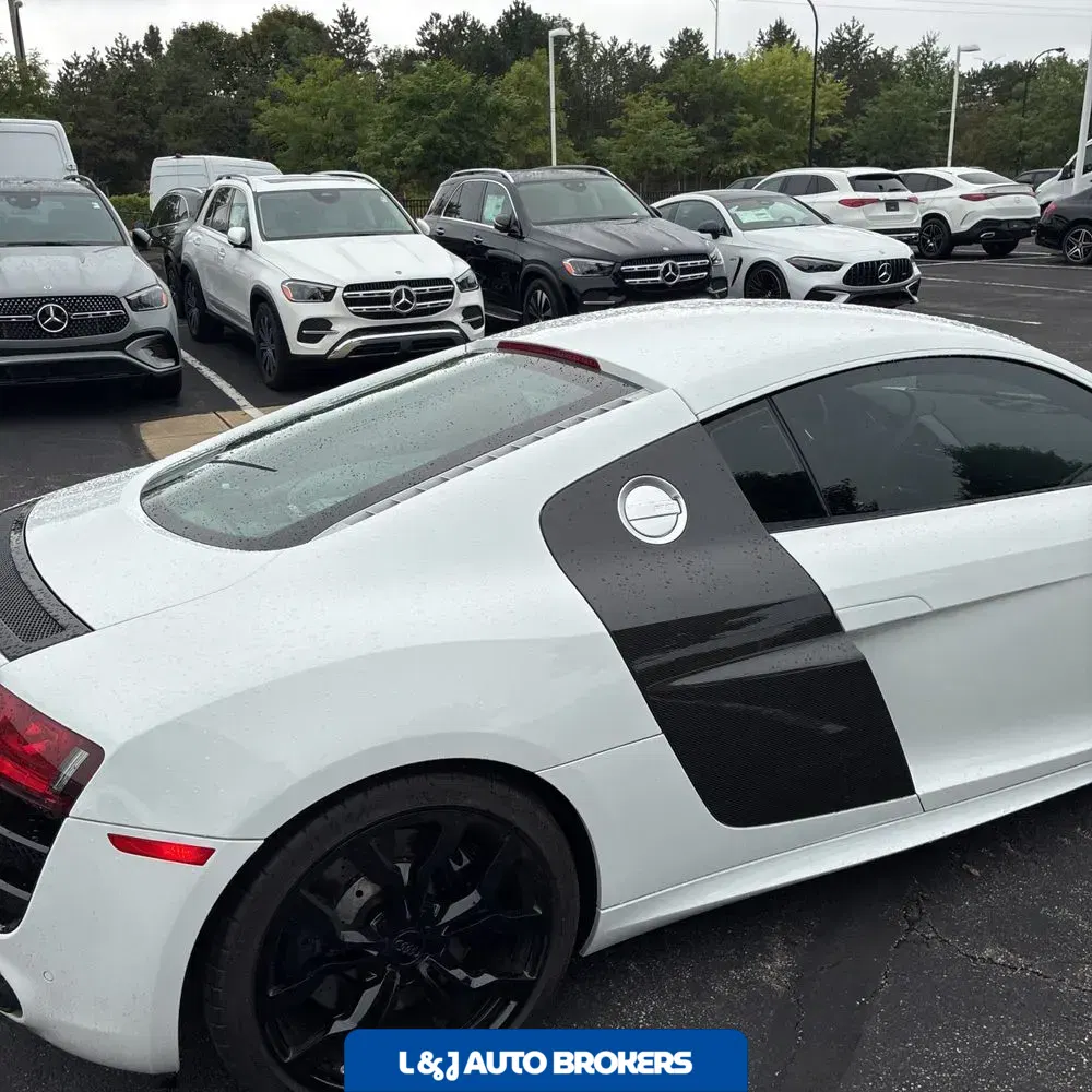 2011 Audi R8 5.2
