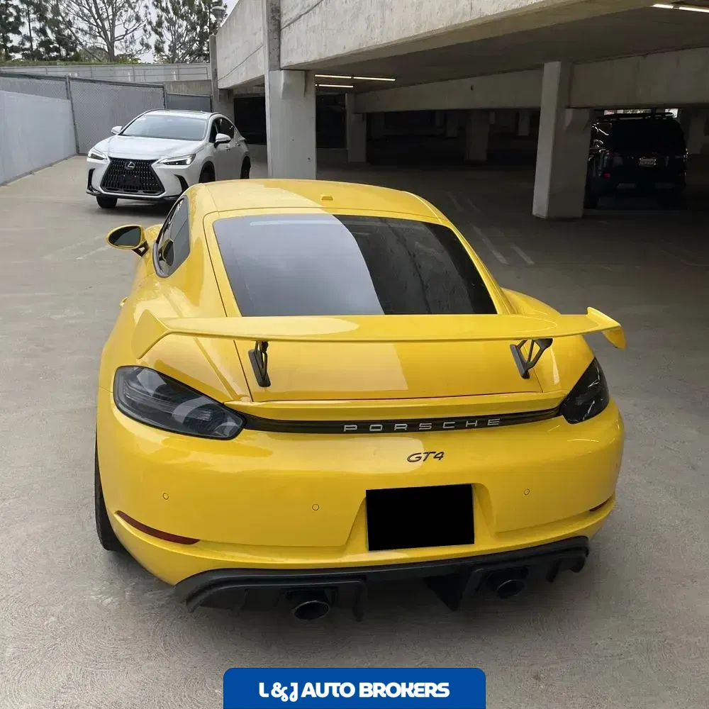 2021 Porsche 718 Cayman GT4