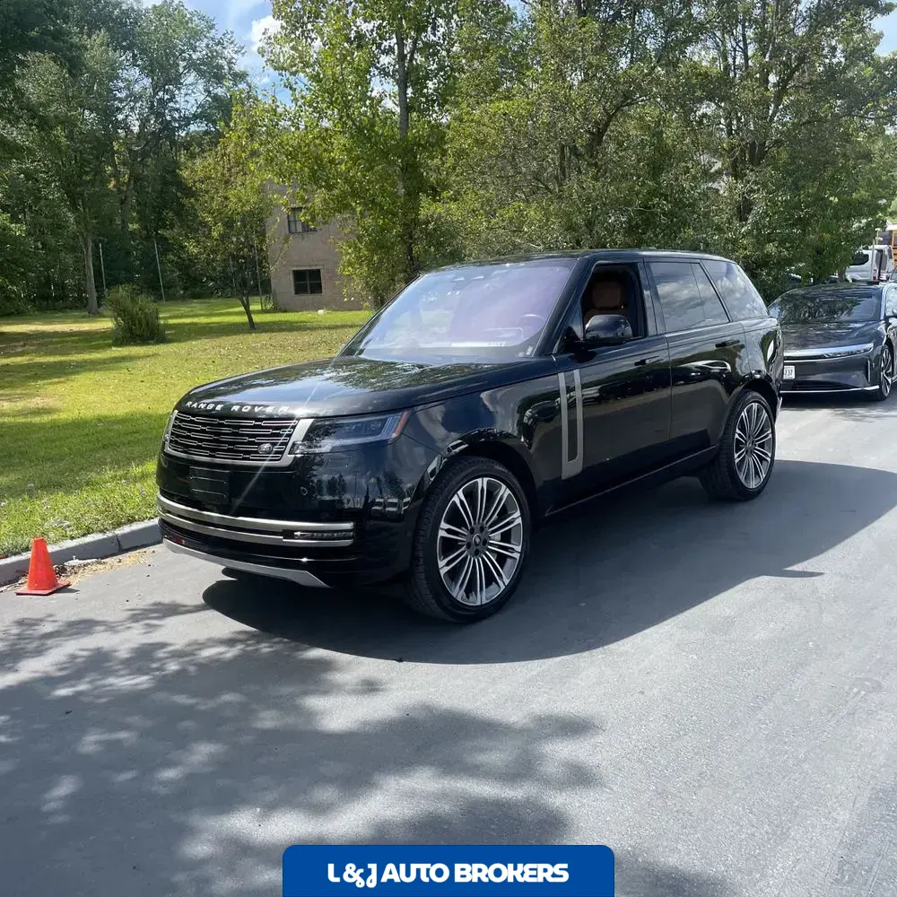 2023 Land Rover Range Rover SE