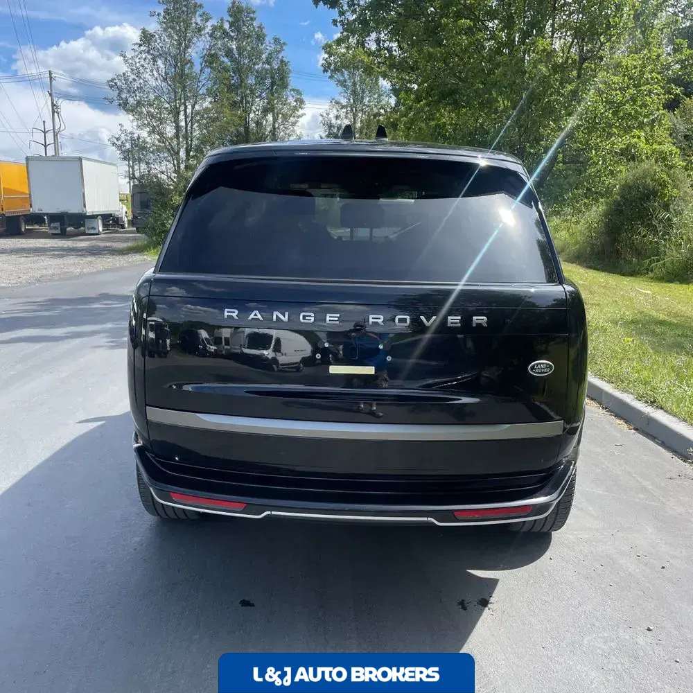 2023 Land Rover Range Rover SE