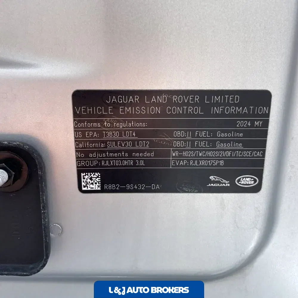 2024 Land Rover Defender 90 P400 X-Dynamic SE