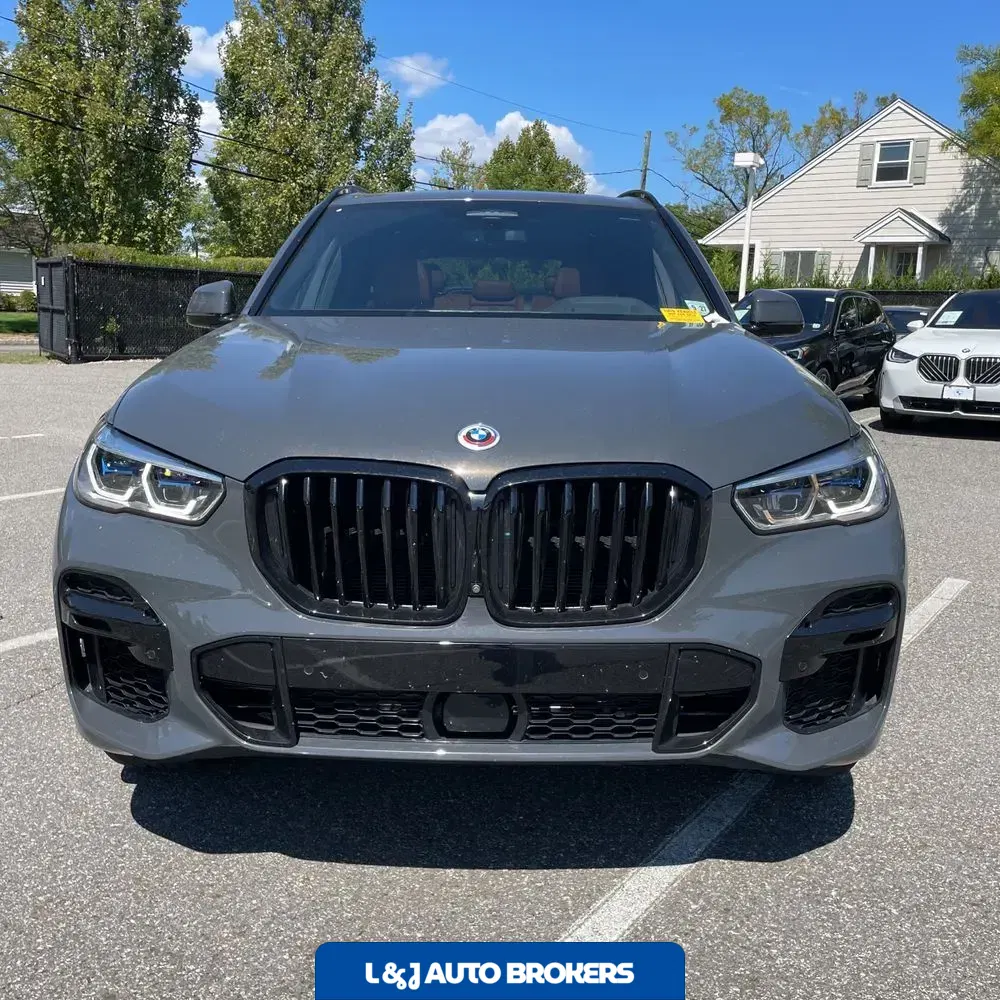 2023 BMW X5 M50i