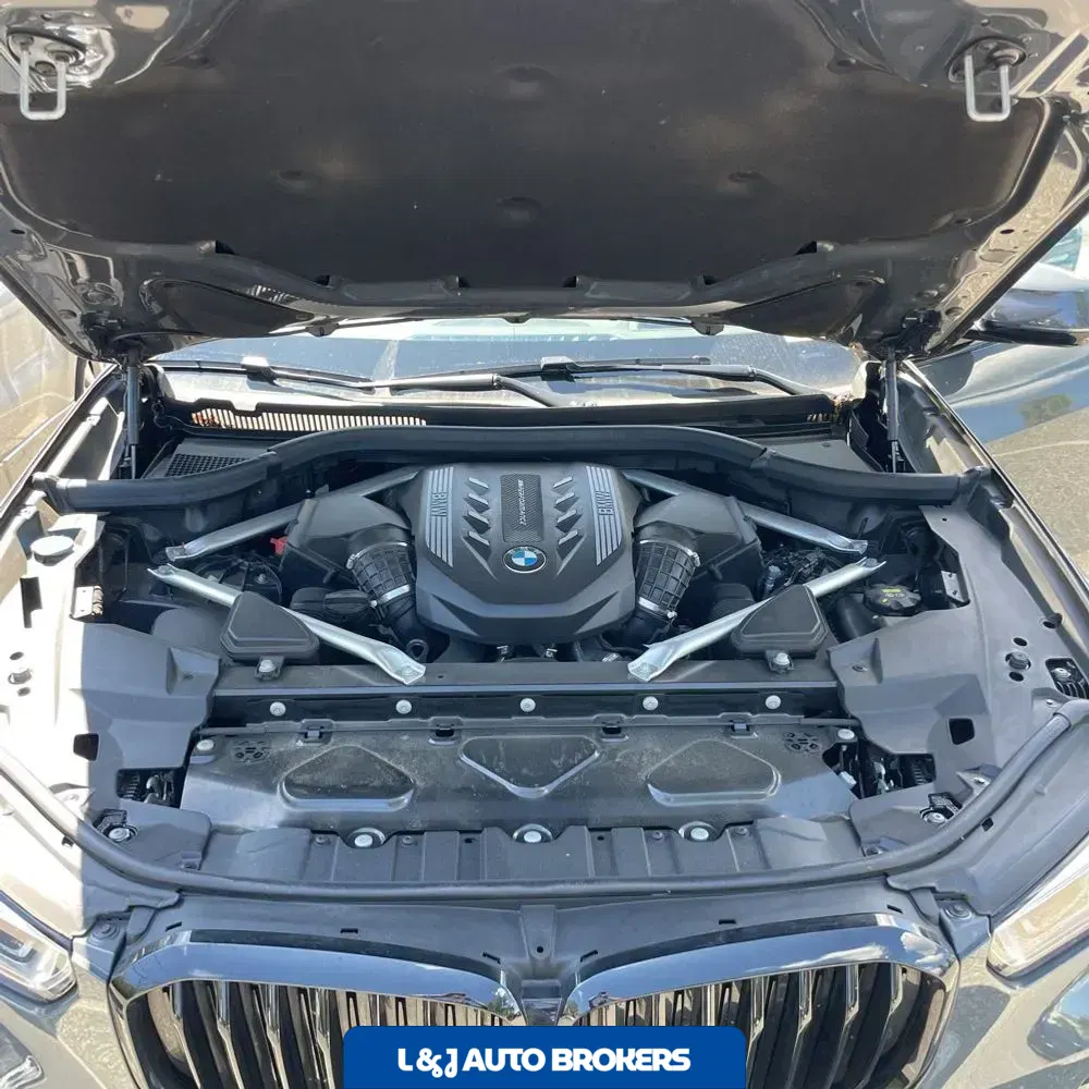 2023 BMW X5 M50i