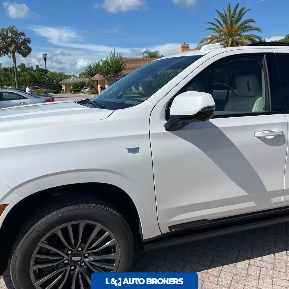 2025 Cadillac Escalade Sport Platinum