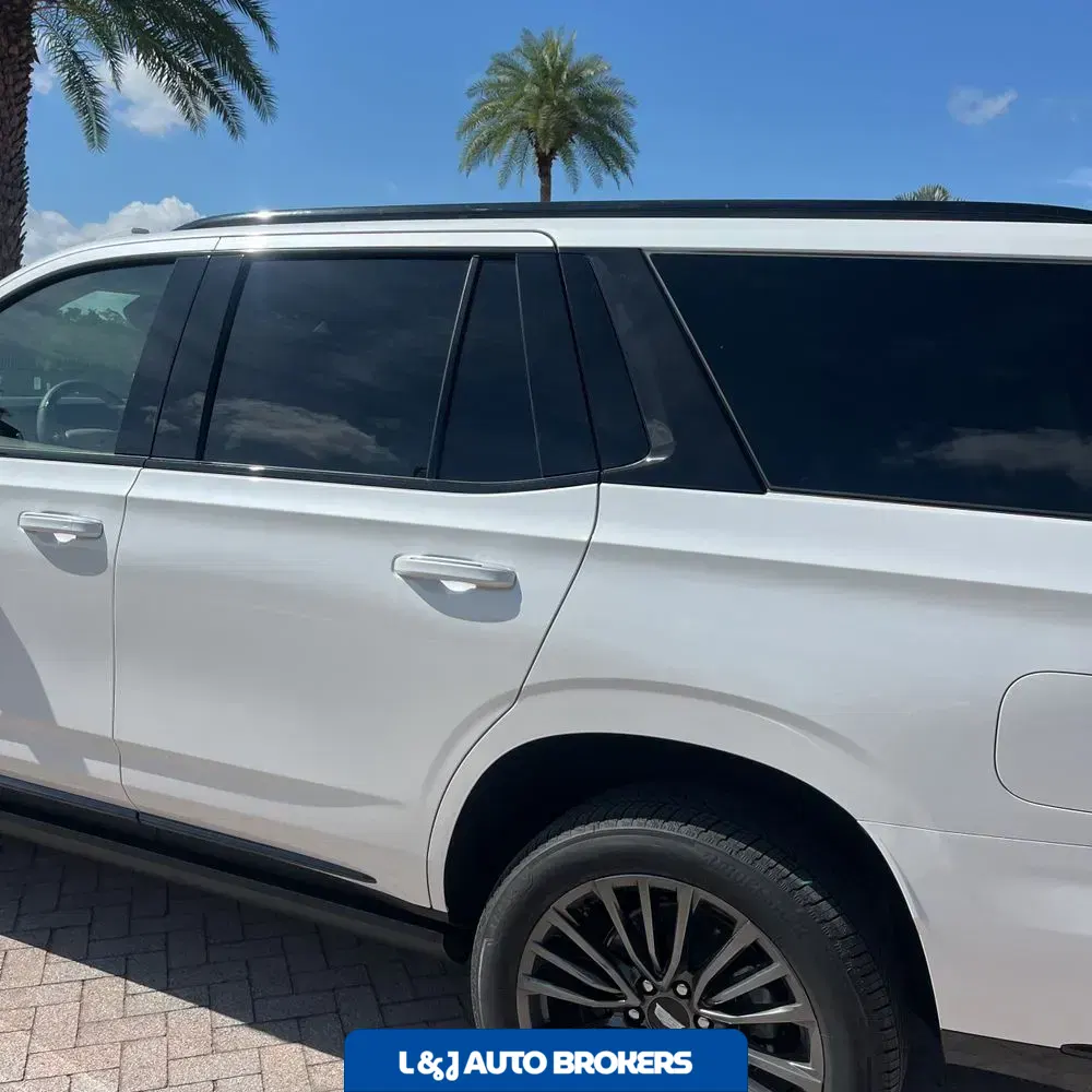 2025 Cadillac Escalade Sport Platinum