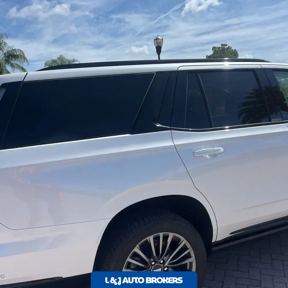 2025 Cadillac Escalade Sport Platinum