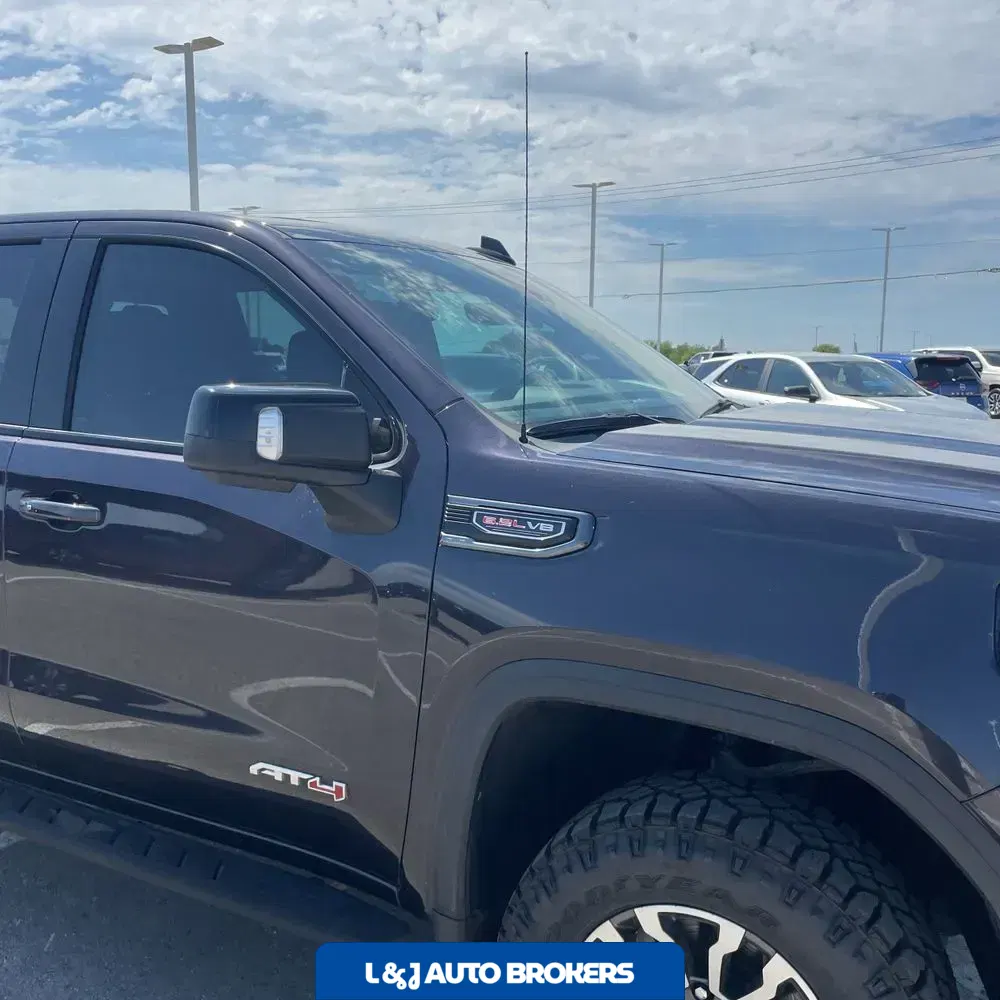 2022 GMC Sierra 1500 AT4