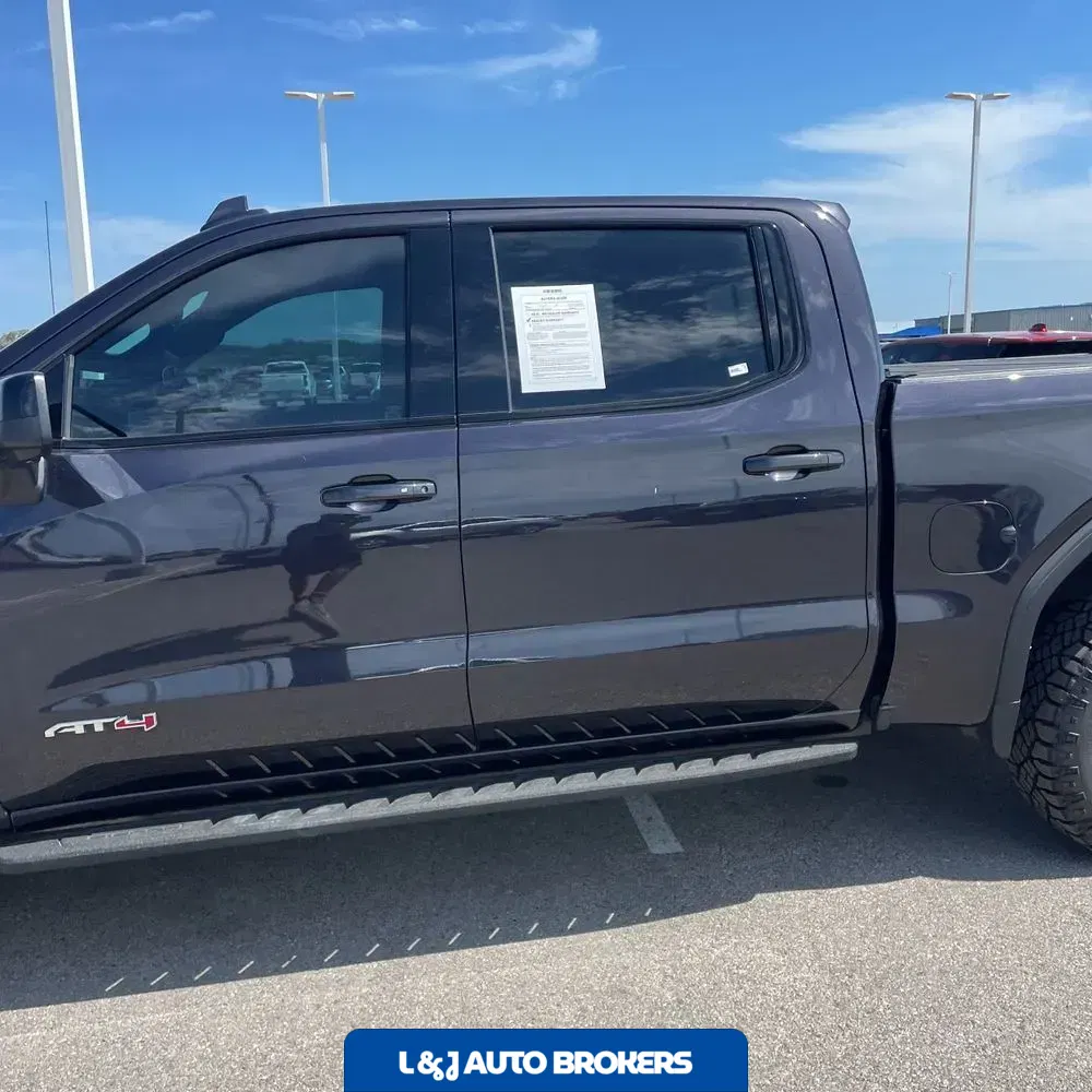 2022 GMC Sierra 1500 AT4