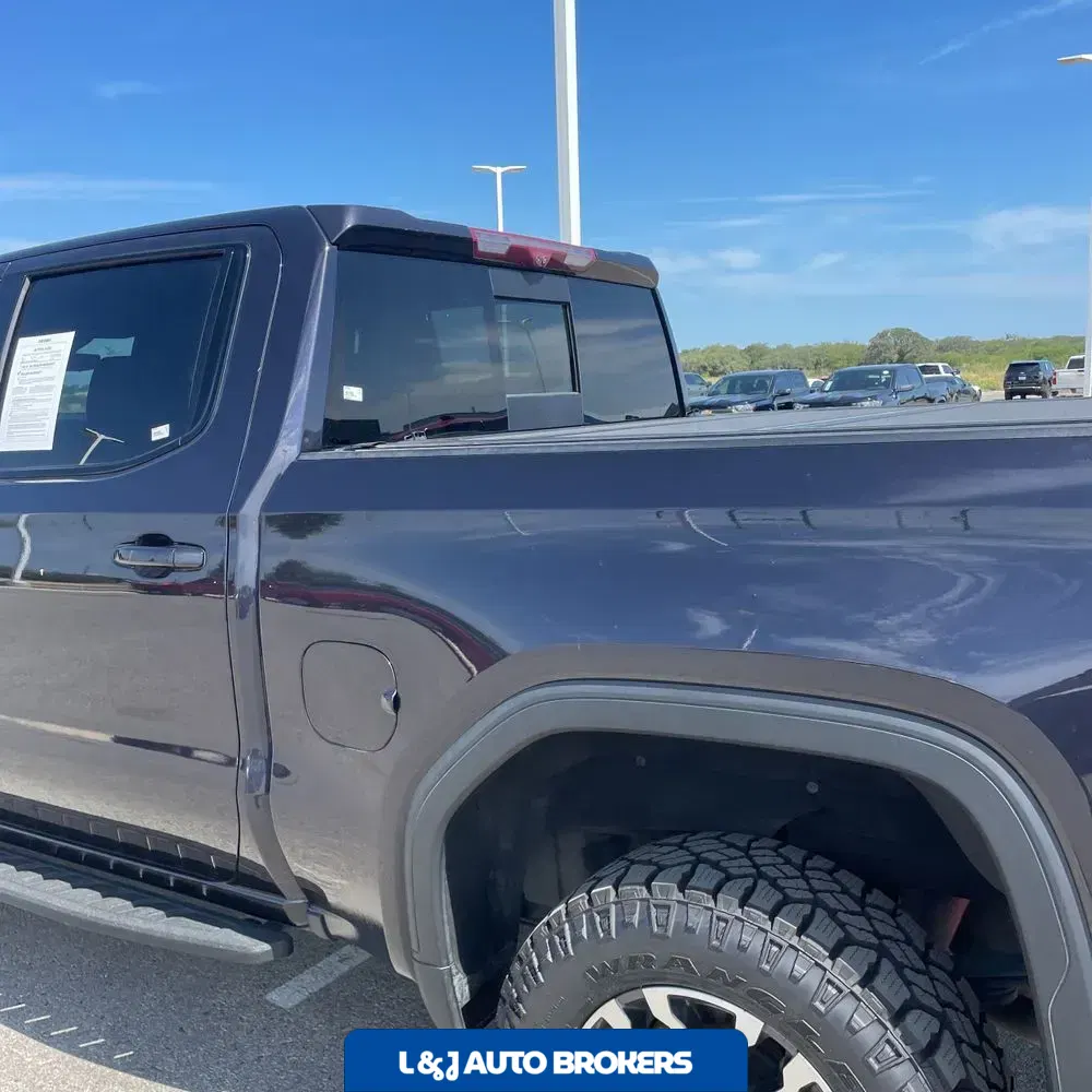 2022 GMC Sierra 1500 AT4