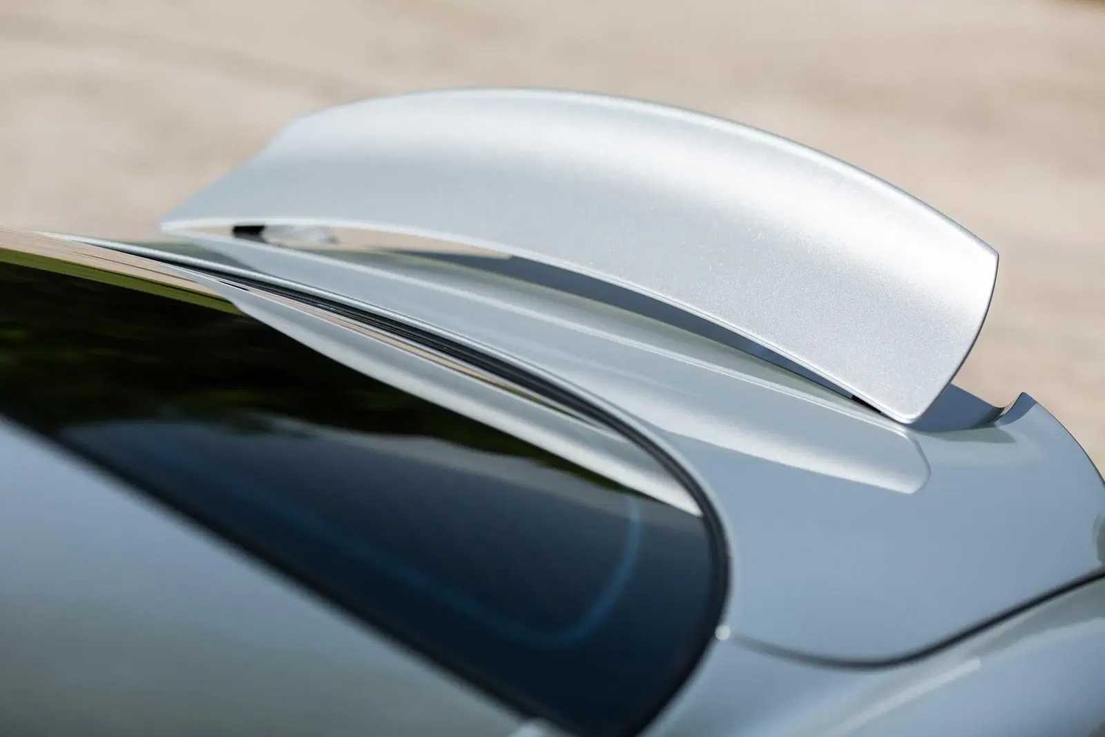 6,800-Mile 2006 Mercedes-Benz SLR McLaren