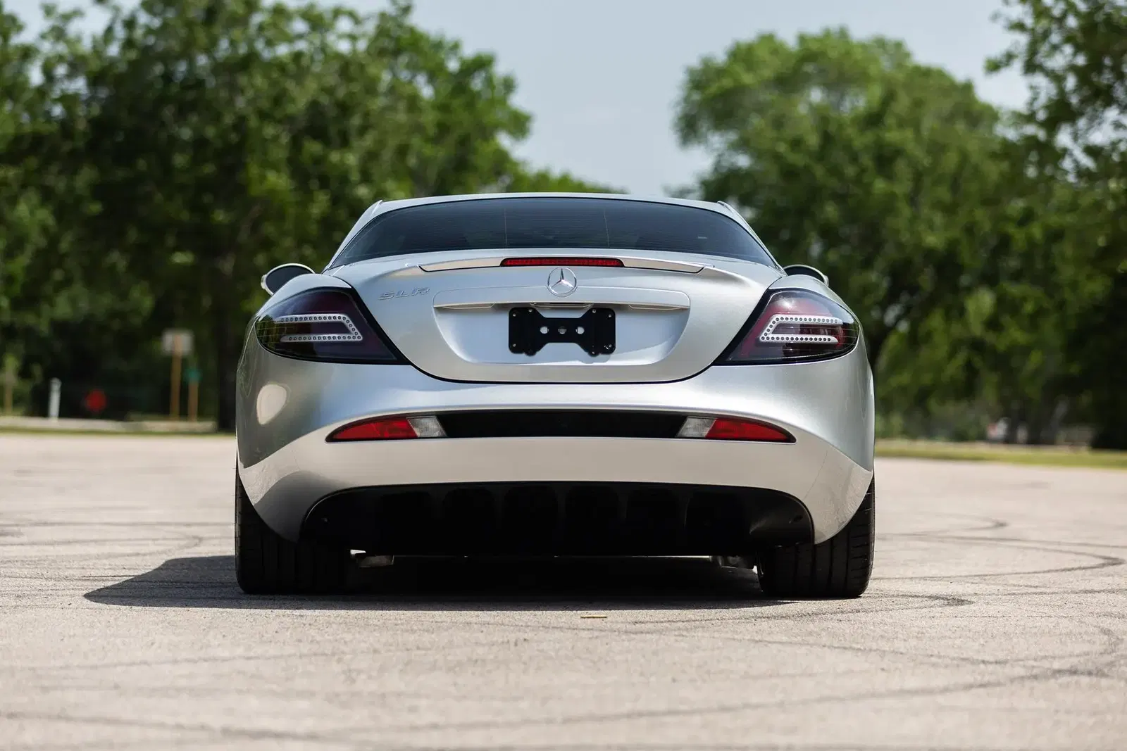 6,800-Mile 2006 Mercedes-Benz SLR McLaren