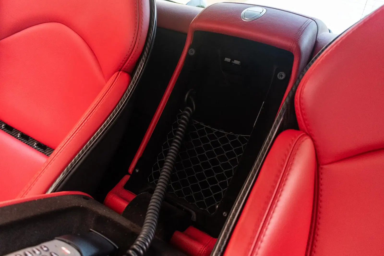 6,800-Mile 2006 Mercedes-Benz SLR McLaren