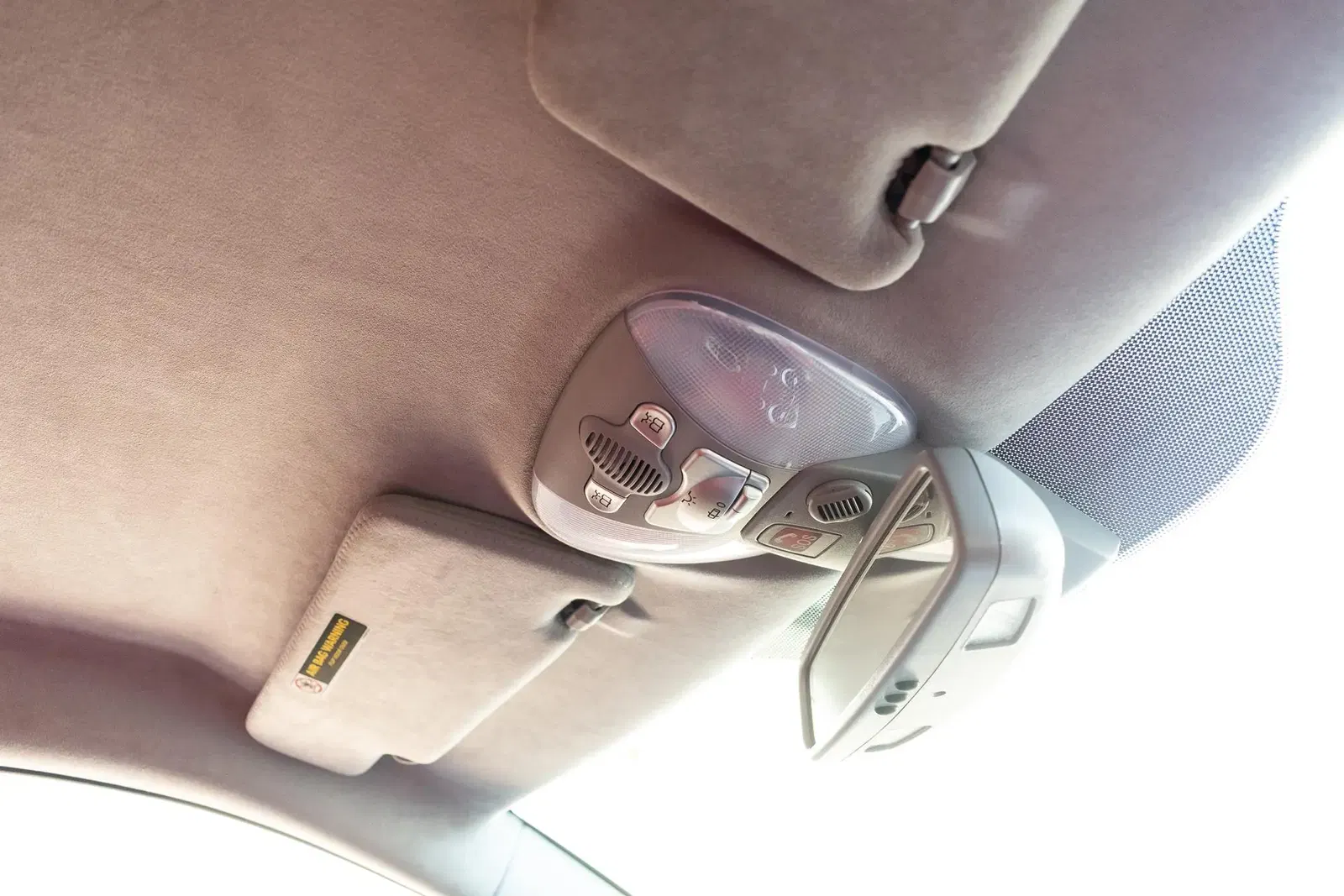 6,800-Mile 2006 Mercedes-Benz SLR McLaren