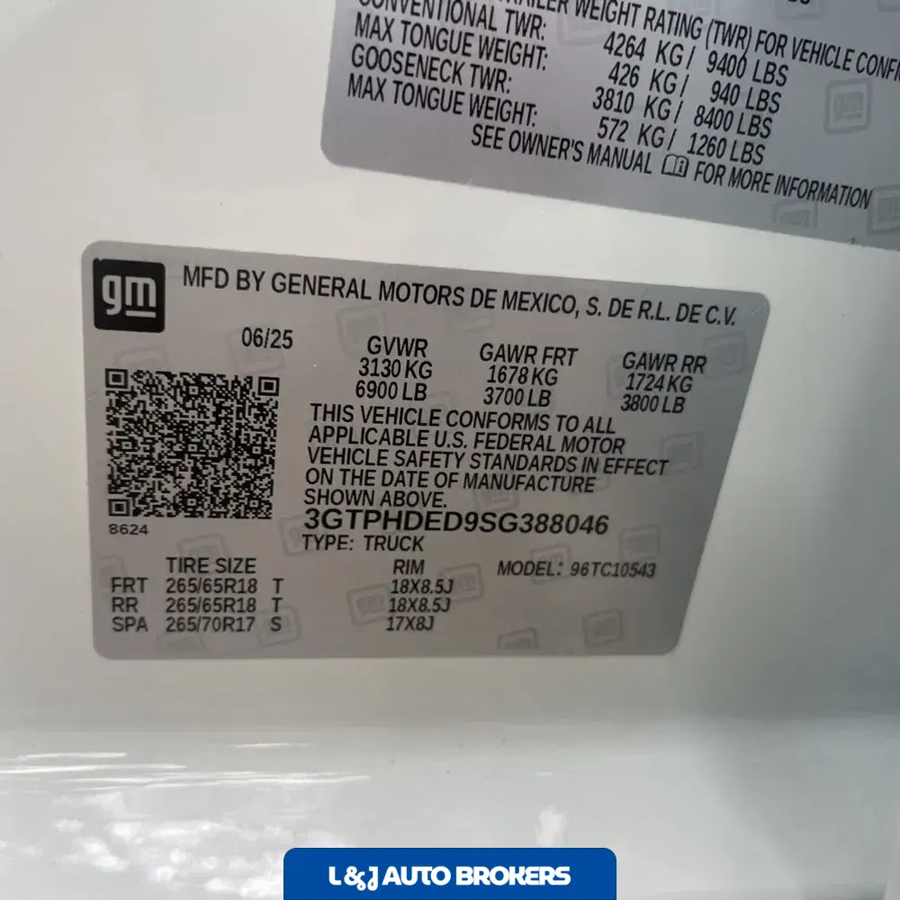 2025 GMC Sierra 1500 SLT