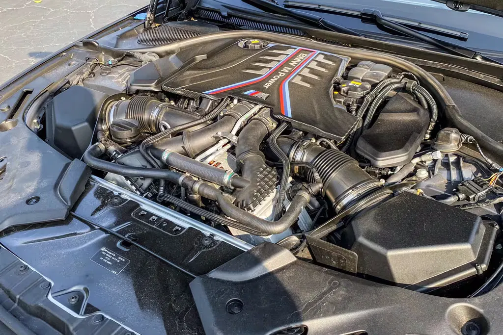 2022 BMW M5 CS