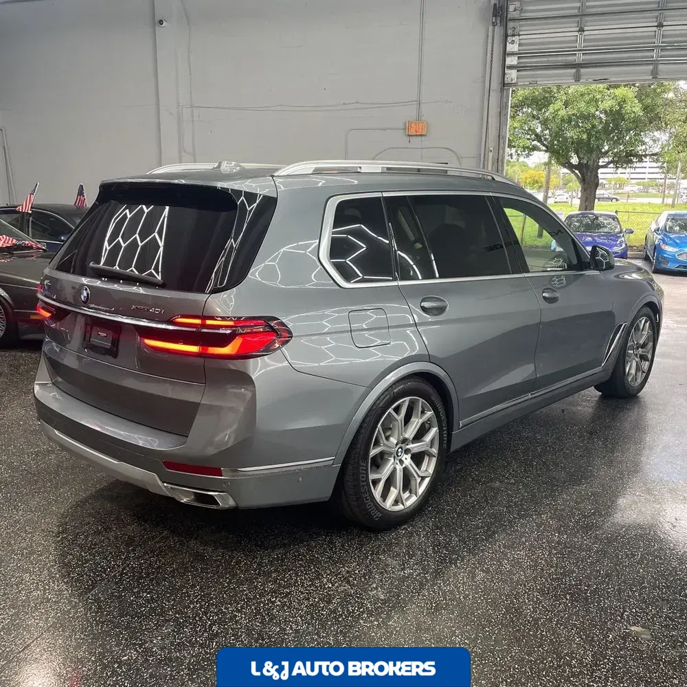 2024 BMW X7 XDrive40i
